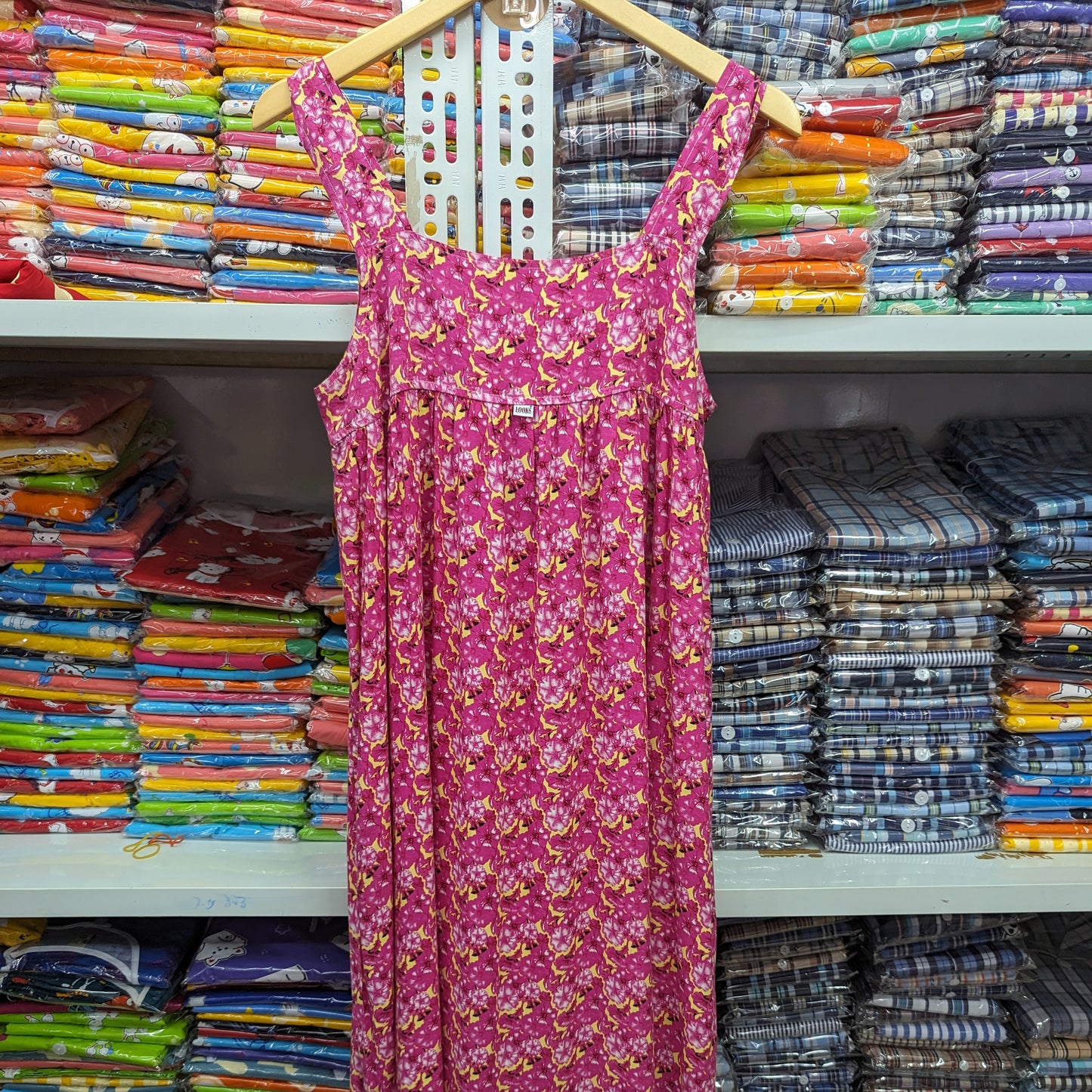 រ៉ូប LOOKSWOMEN សាច់ទន់ ដៃតូច