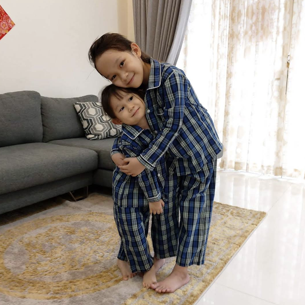 ឈុត ការ៉ូថៃ JP មានគ្រប់ទំហំ