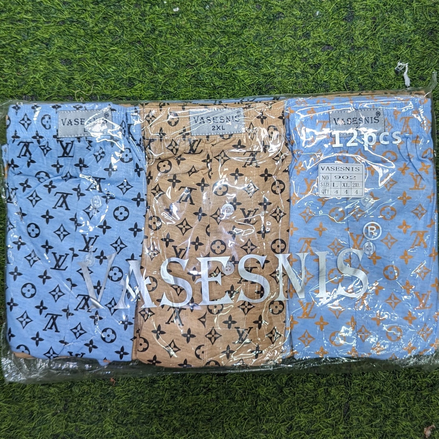 ខោខ្លីក្នុង បុរស មួយដុំមាន ១២ខោខ្លី