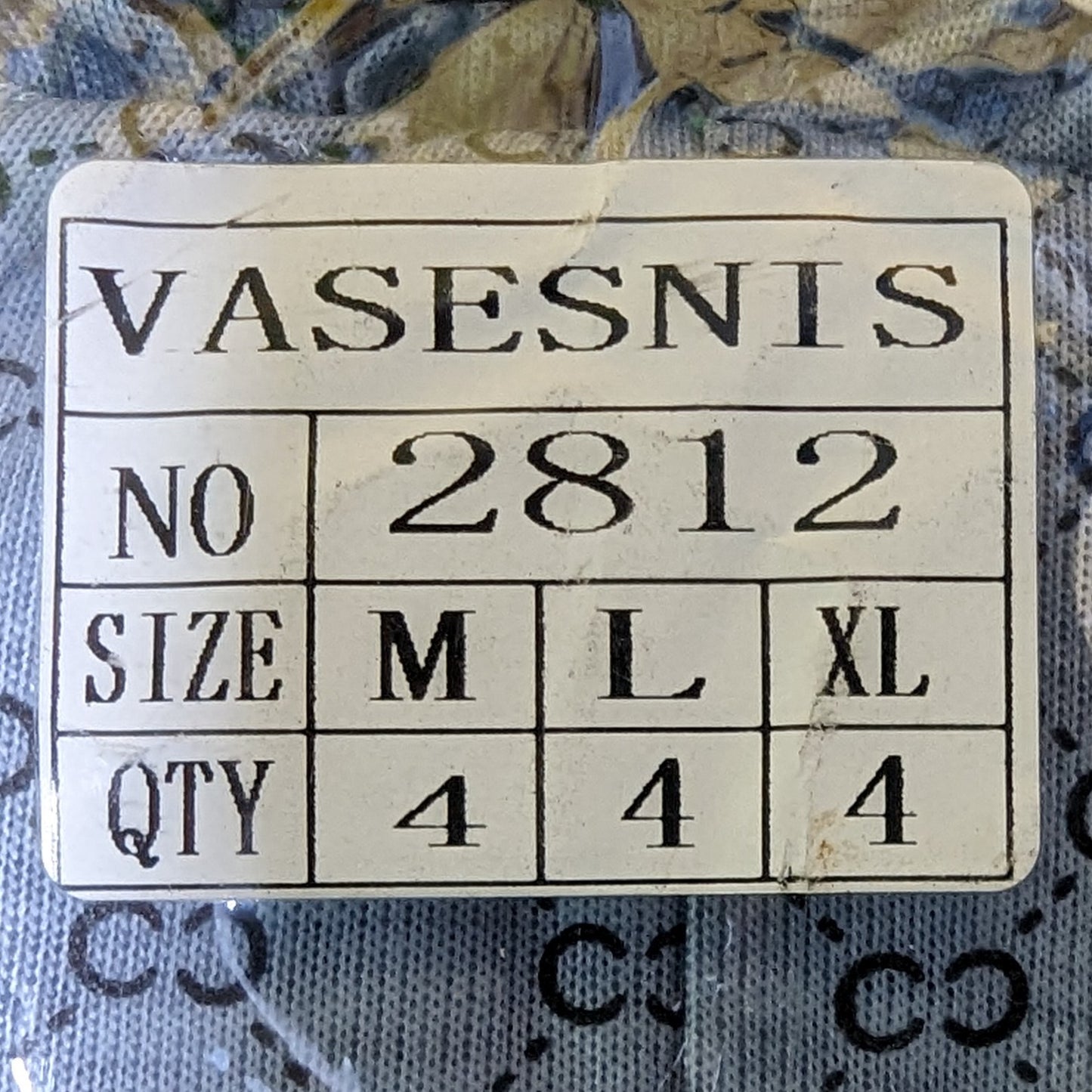 ខោខ្លីក្នុង ក្មេងជំទង់ មួយដុំមាន ១២ខោខ្លី LV