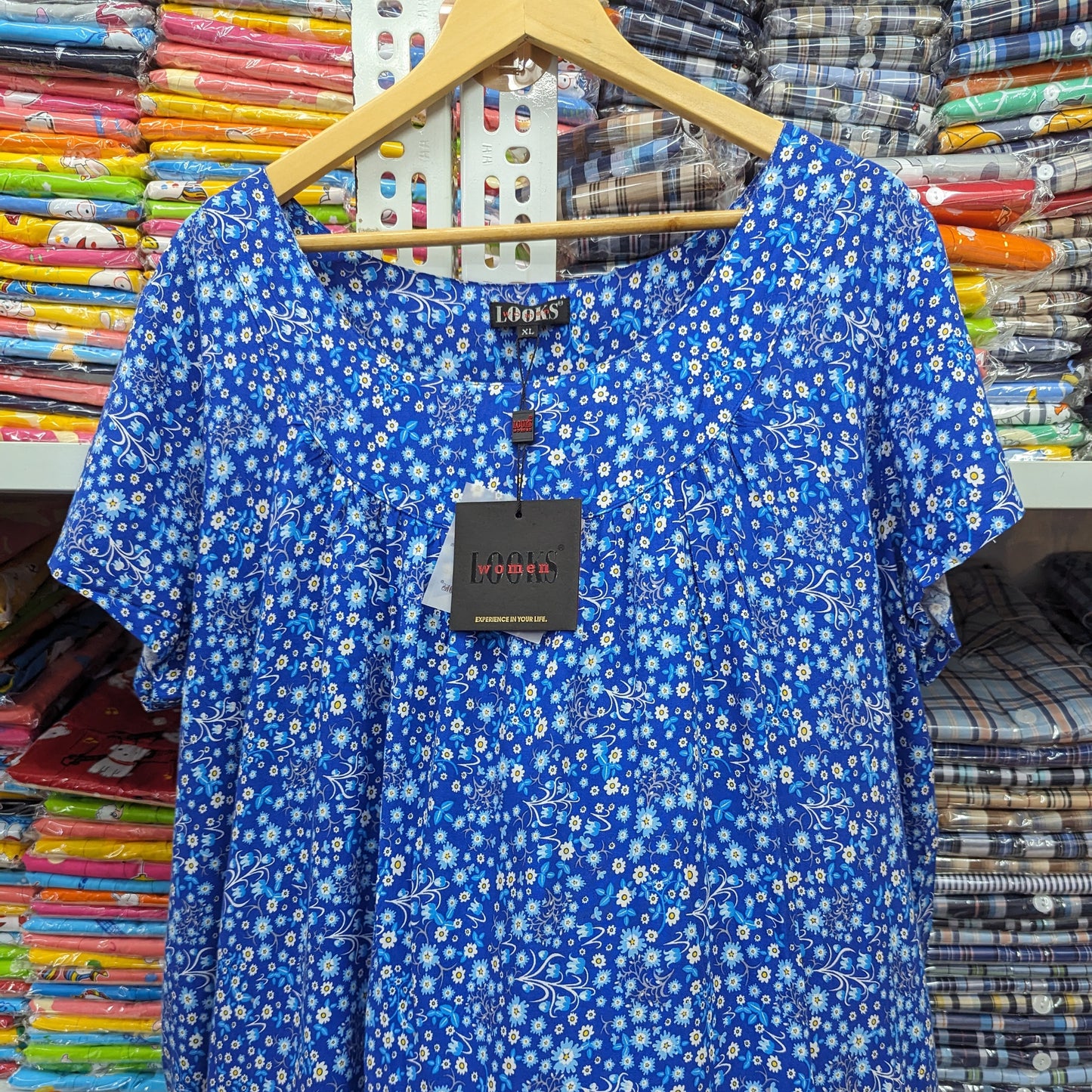 រ៉ូប LOOKSWOMEN សាច់ទន់ ដៃខ្លី