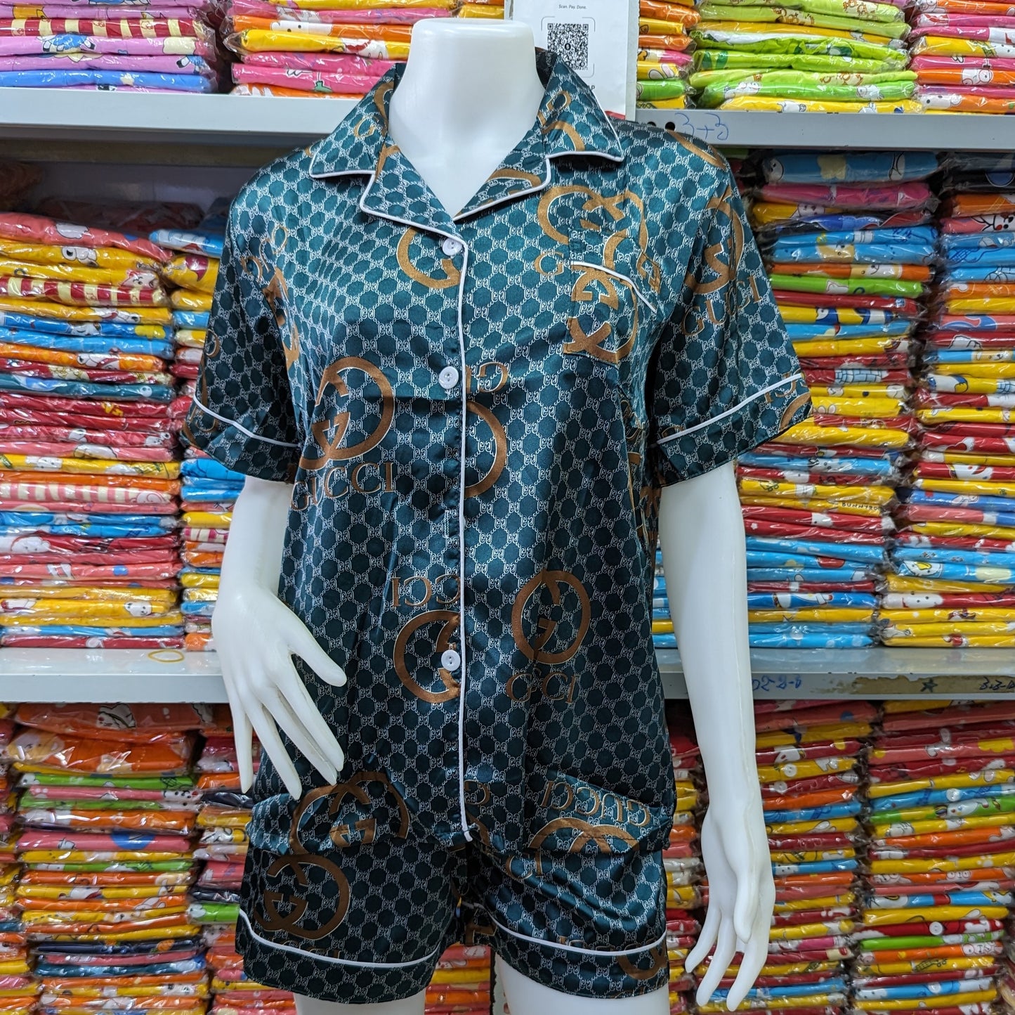 ឈុតរលោងចិន ឡាយ៍ GG គុណក