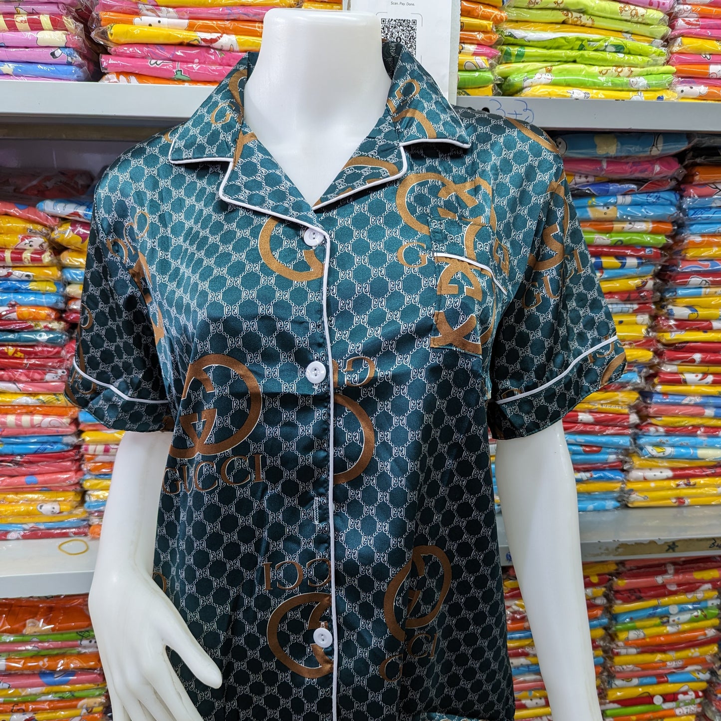 ឈុតរលោងចិន ឡាយ៍ GG គុណក