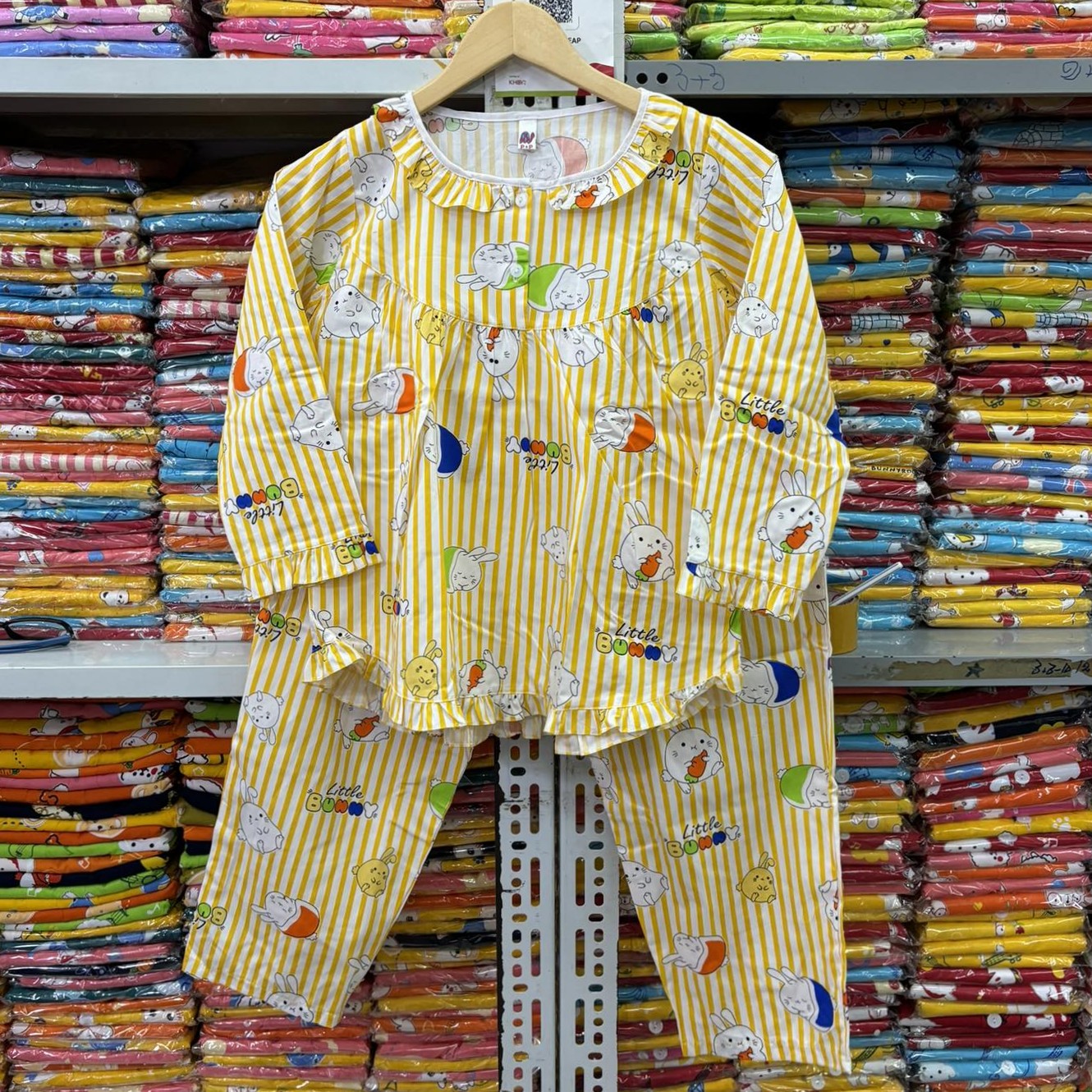 ឈុត ក្មេងស្រី តុកក្តាថៃ JP ឡាយ៍ឆ្នូត