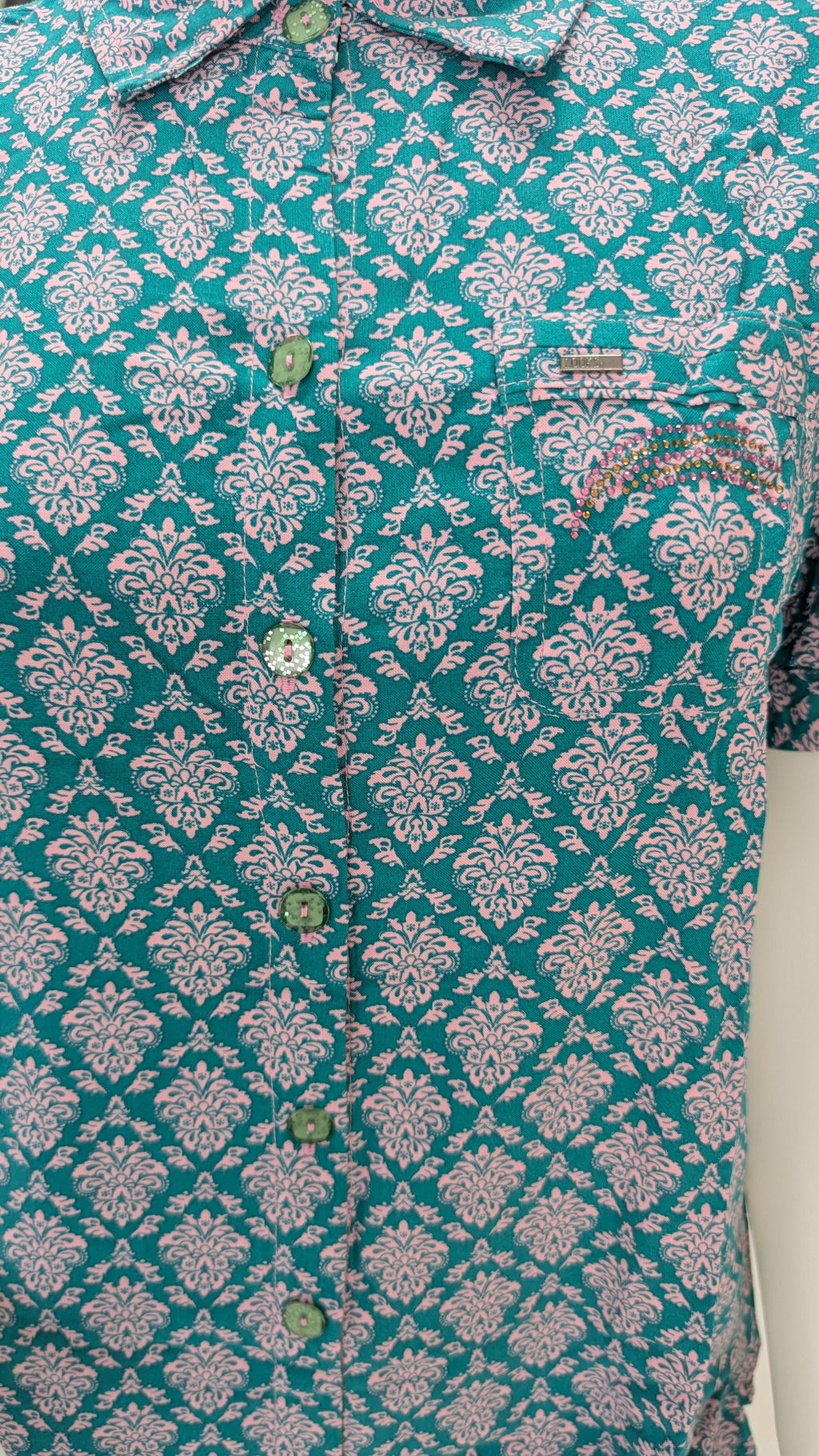 ឈុតឡុកសាច់ទន់ ត្រជាក់