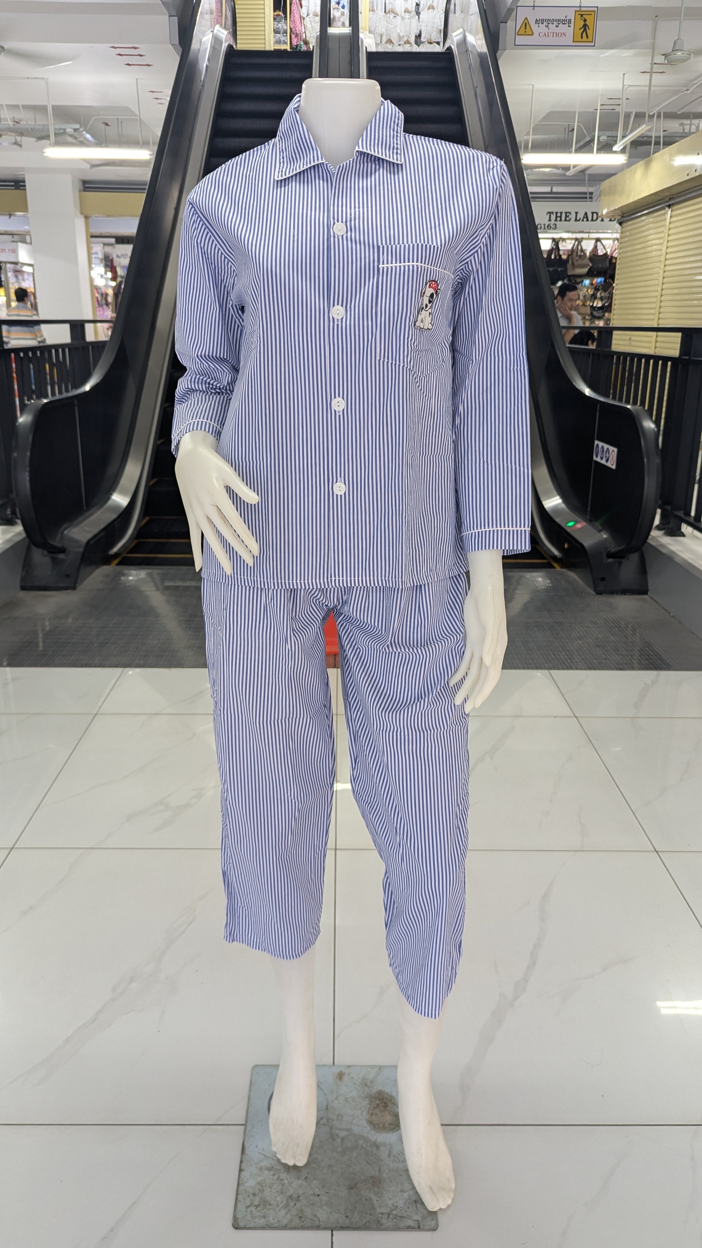 ឈុតការ៉ូ ប្រុស-ស្រី