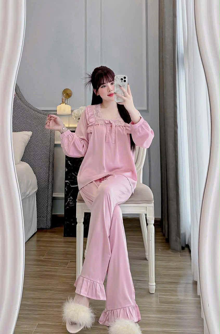 ឈុតឡាទីនទឹកកក