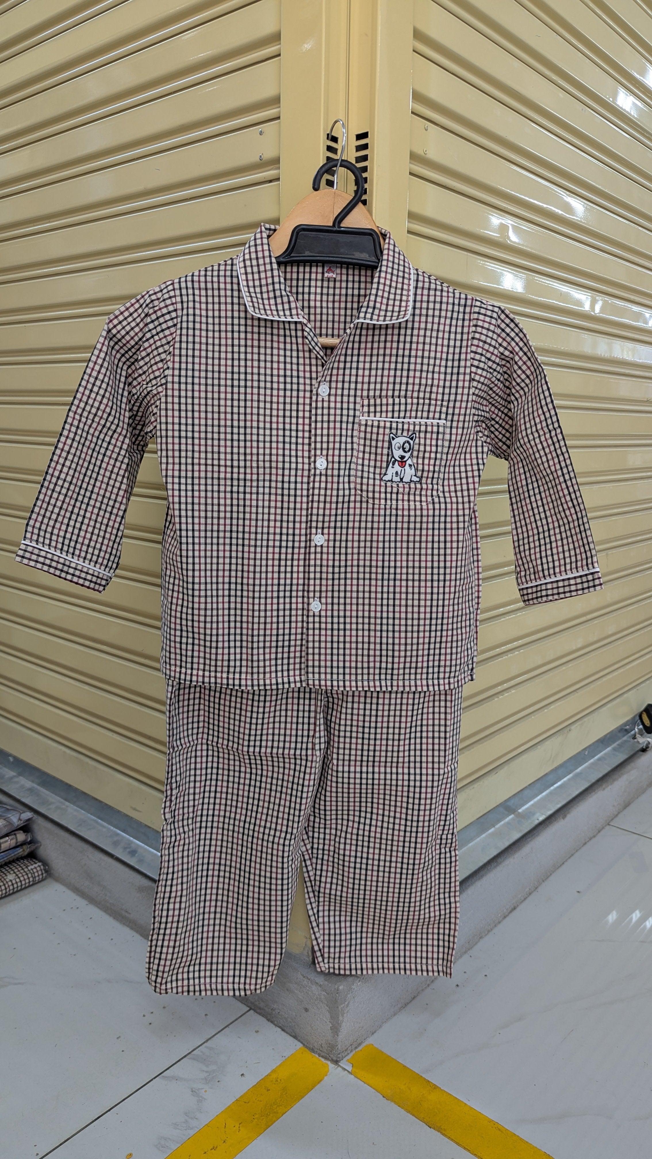 ឈុតការ៉ូ ដៃវែង ជើងវែង