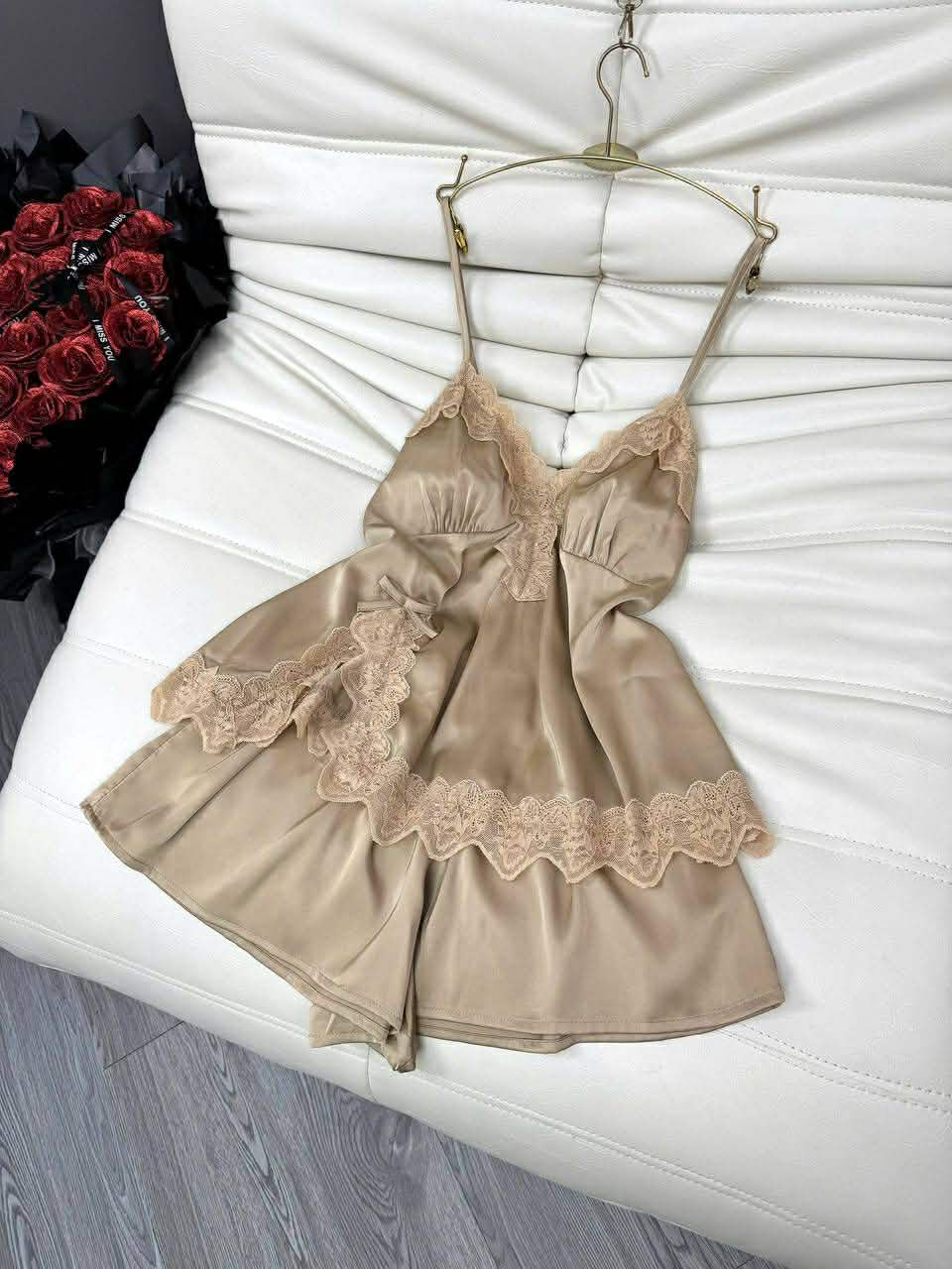 ឈុតអត់បានគេង 10 ពណ៌