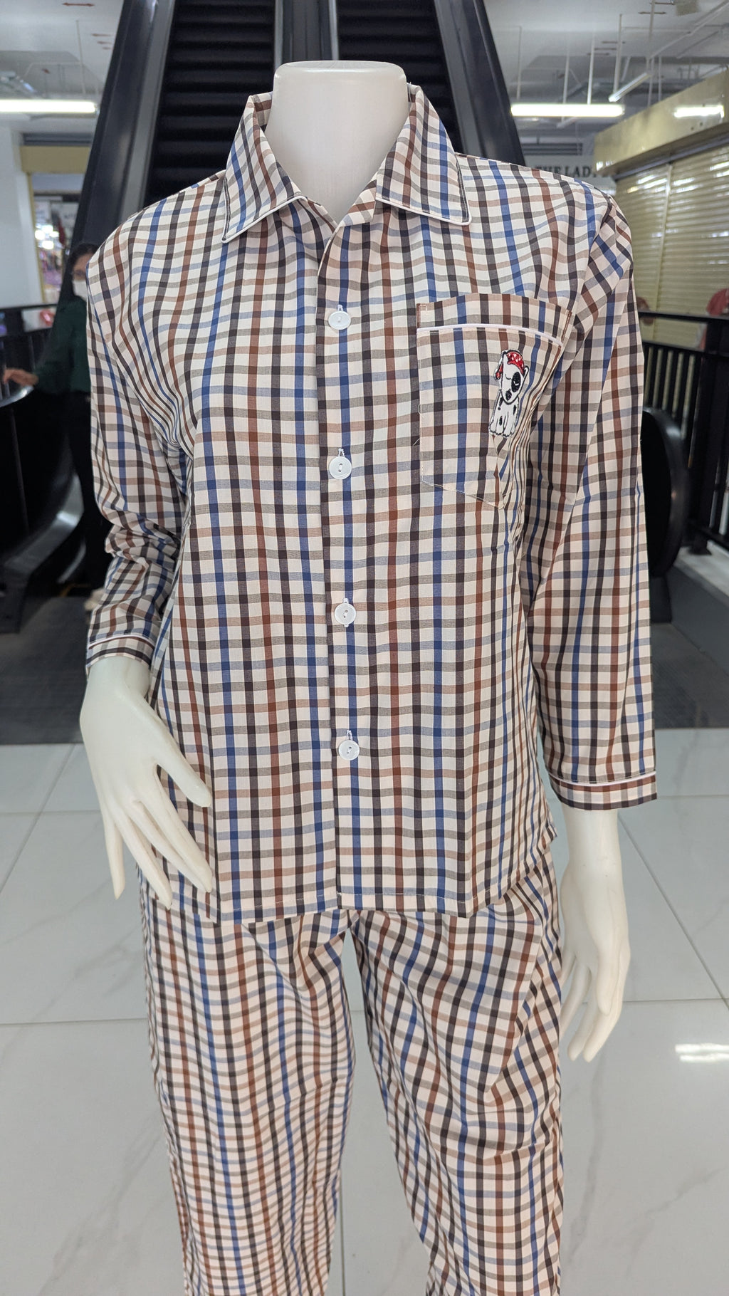 ឈុតការ៉ូ ប្រុស-ស្រី