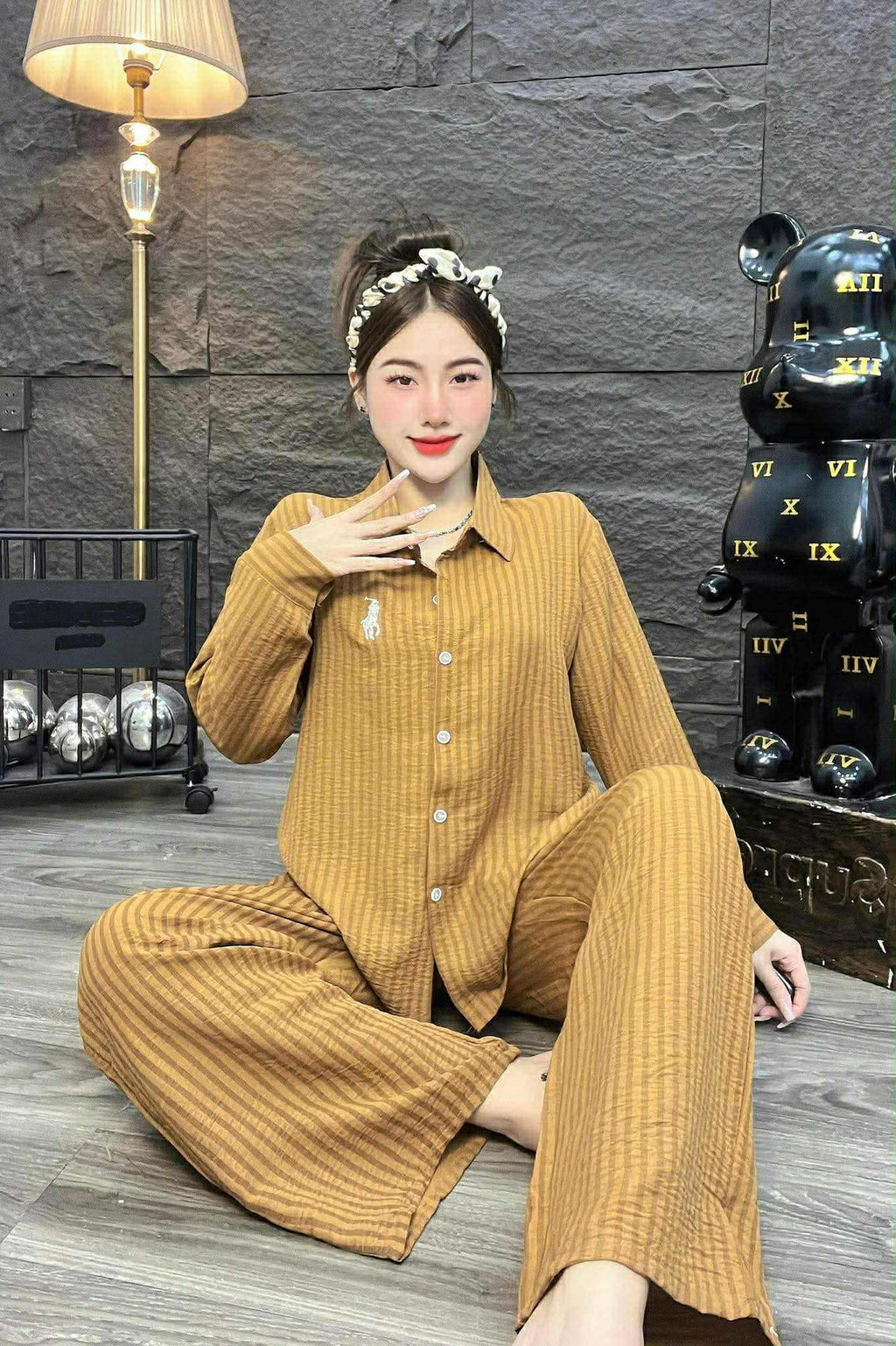 ឈុត សាច់កំពីងដូង ដៃវែង ជើងវែង