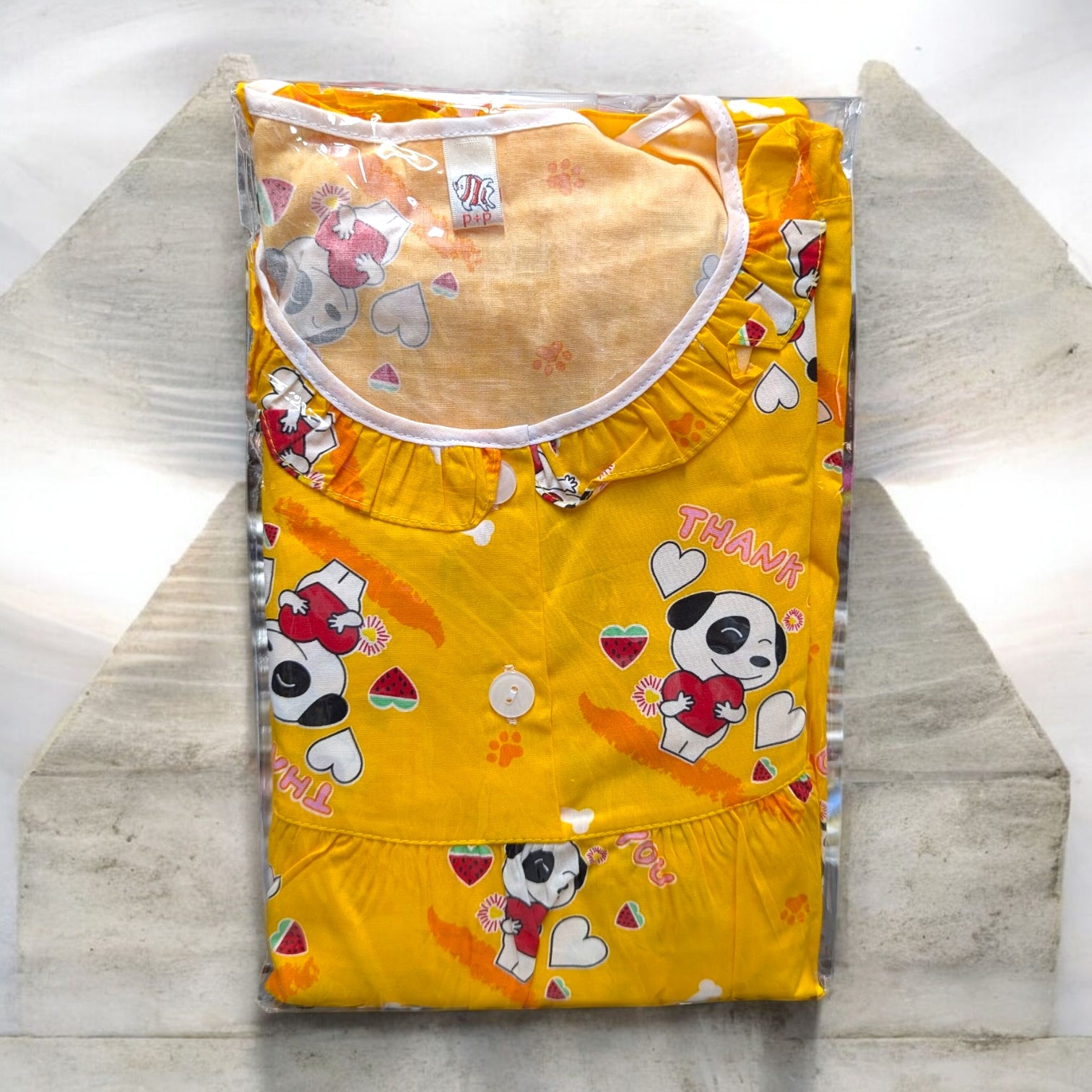 ឈុតនៅផ្ទះ ដៃវែង ជើងវែង