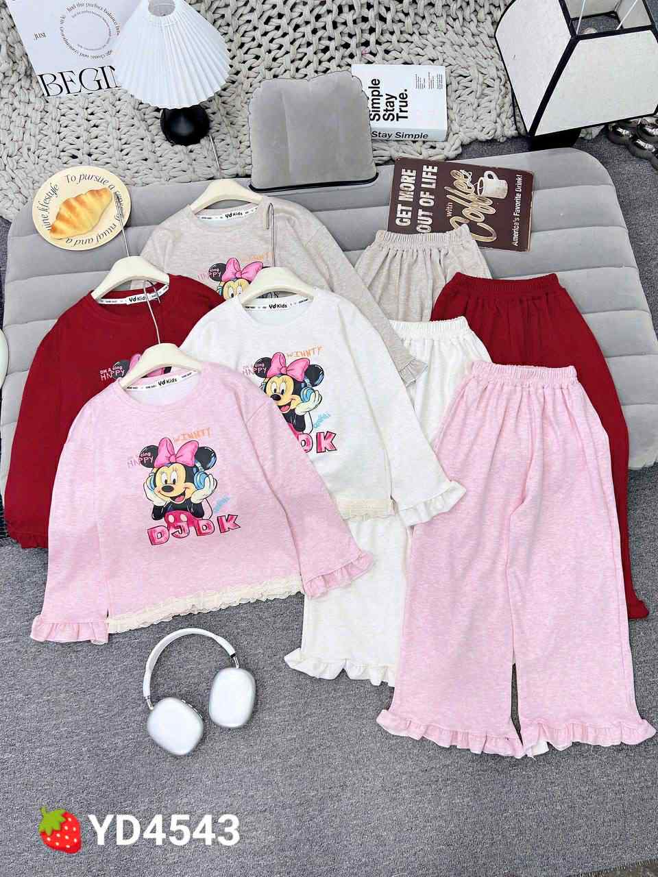 ឈុតគេងក្មេង សាច់យឺត