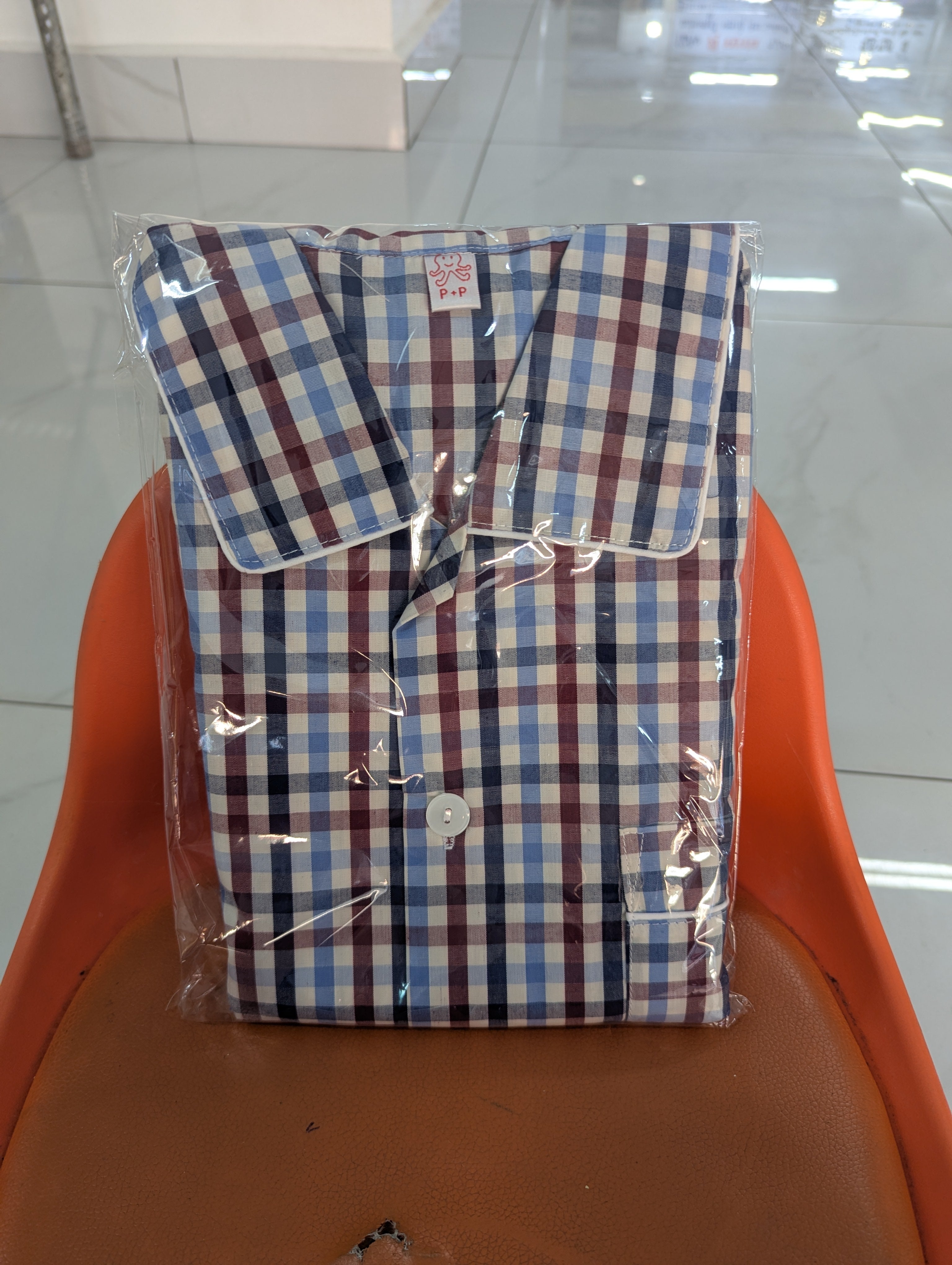 ឈុតការ៉ូ ប្រុស-ស្រី