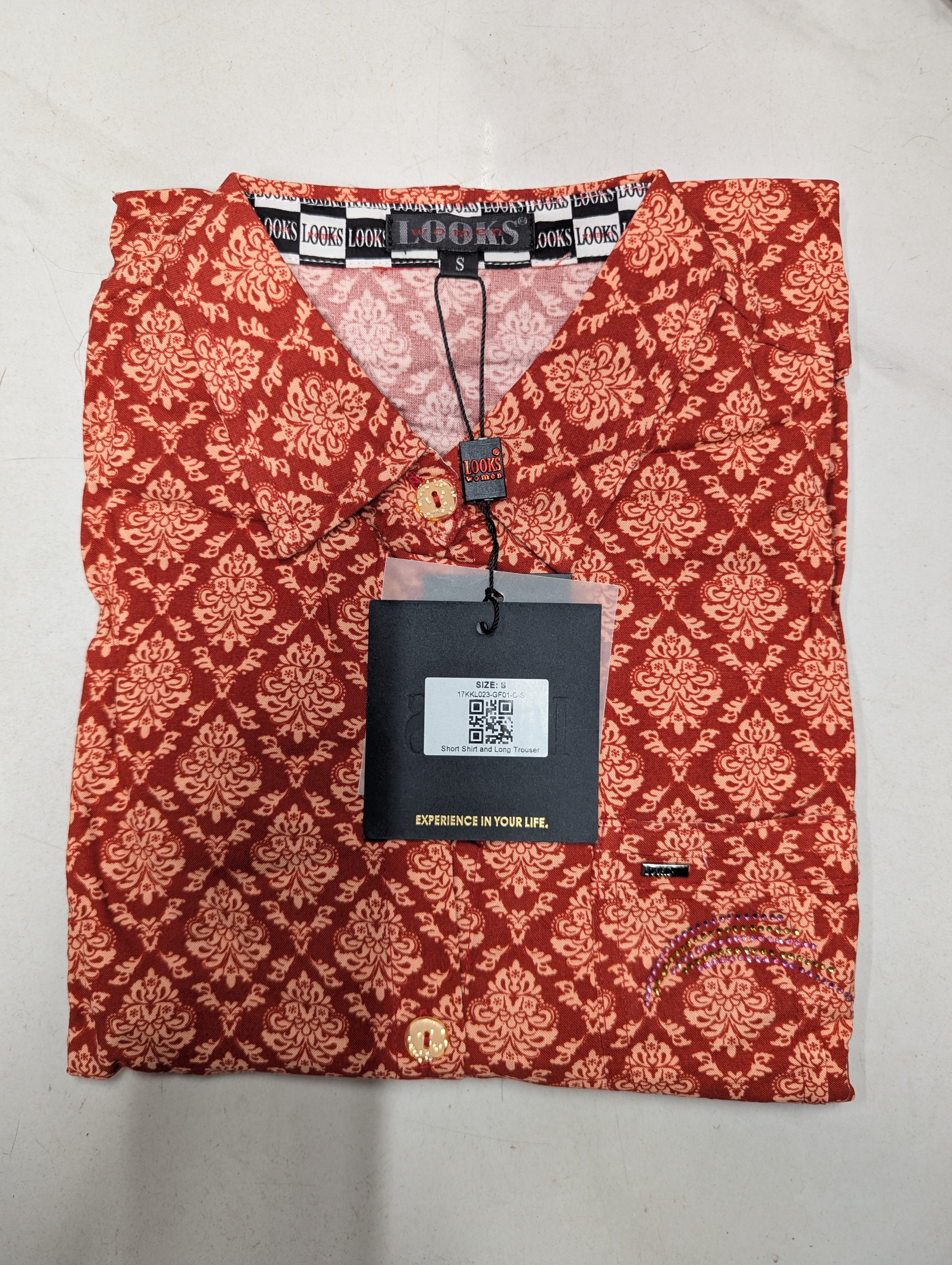 ឈុតឡុកសាច់ទន់ ត្រជាក់