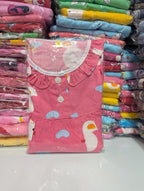 ឈុតក្មេងស្រី ដៃខ្លី ជើងខ្លី