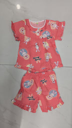 ឈុតក្មេងស្រី ដៃខ្លី ជើងខ្លី