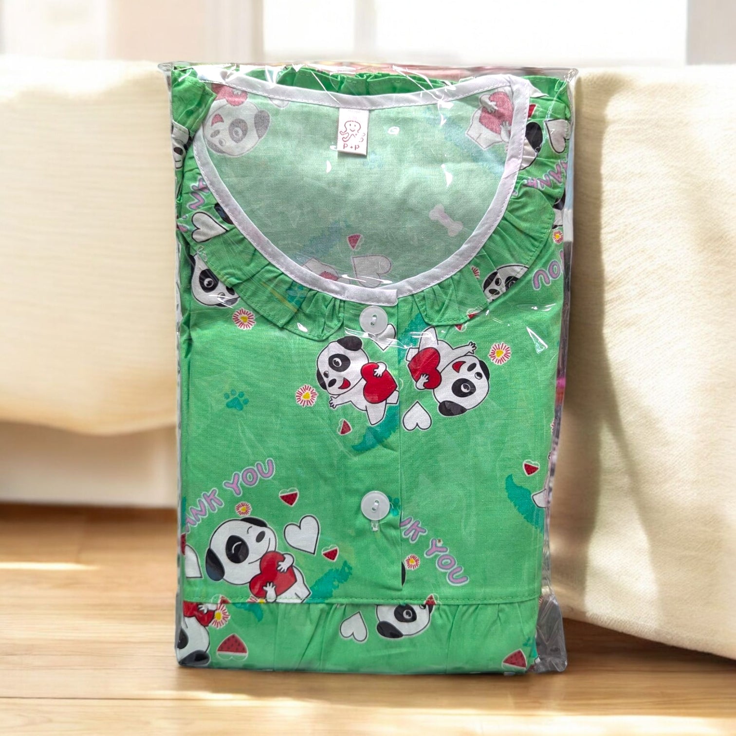 ឈុតនៅផ្ទះ ដៃវែង ជើងវែង