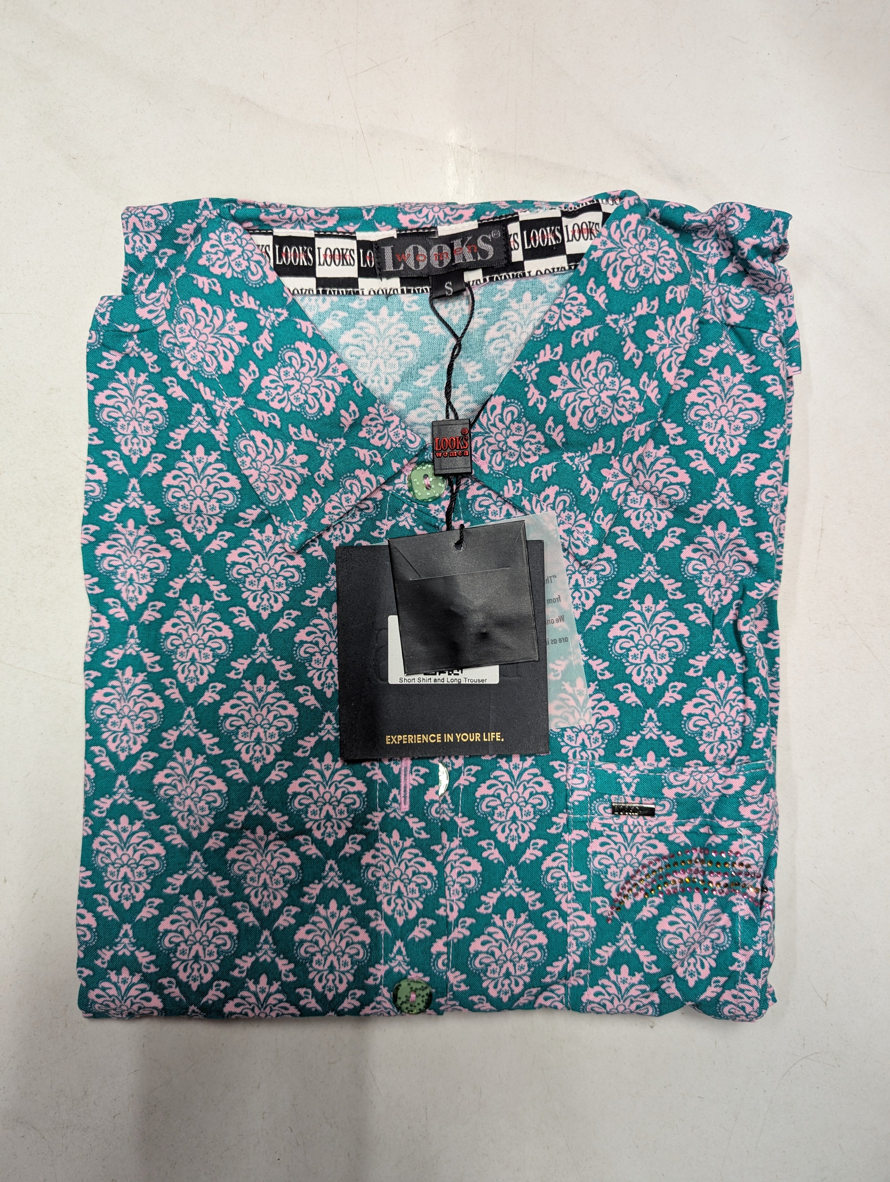 ឈុតឡុកសាច់ទន់ ត្រជាក់